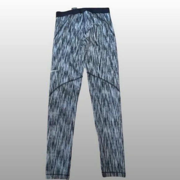 ❗️Nike❗️NWOT Black and Gray Patterned Warming Leggings 💠Sz M 💠 - Picture 2 of 6